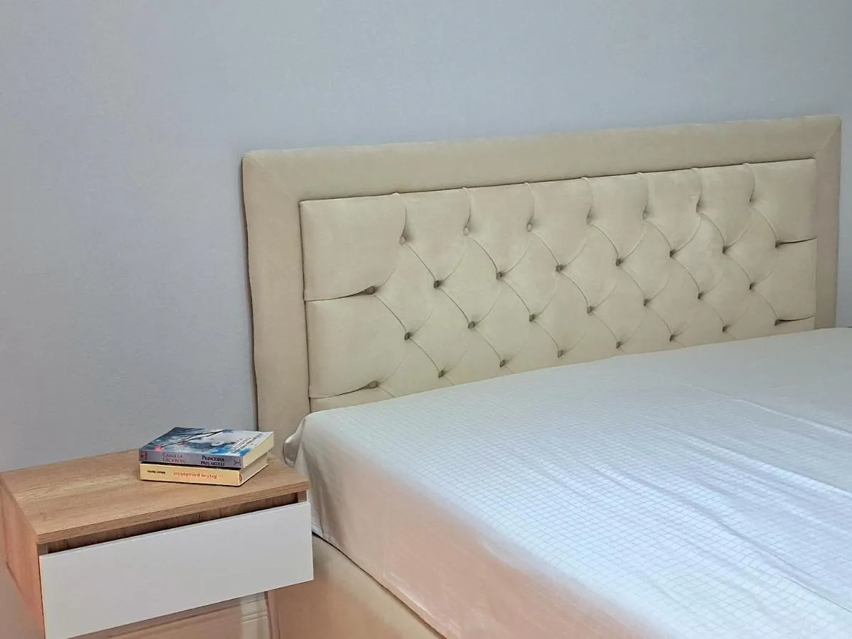 Apartment Home Away From Home Tirana